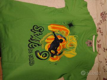 maglietta verde taglia L ragazzo 