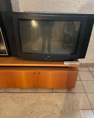 TV LOEWE