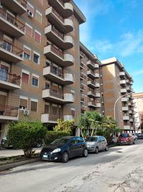 APPARTAMENTO in Via N. SAVARESE Vicino Tribunale