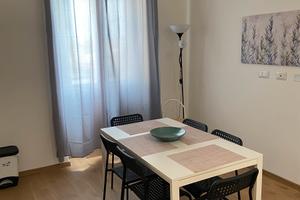 Per studentesse contratto 10 mesi
