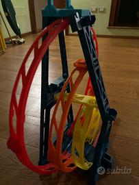 Triplo giro della morte hotwheels