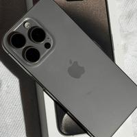 IPHONE 15 PRO PARI AL NUOVO+SCATOLA E ACCESSORI