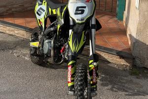 Pit bike 125