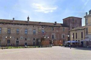 Immobile di 100 m² con 1 locale a Melegnano