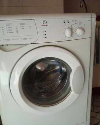 lavatrice Indesit windv80