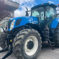 Trattore NEW HOLLAND T7040