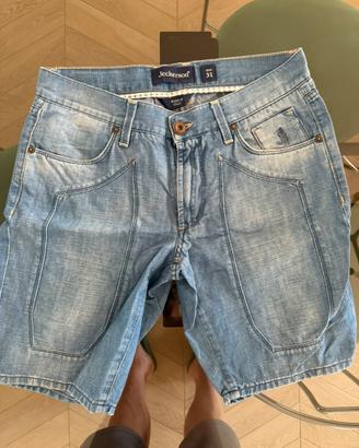 Bermuda jeans
