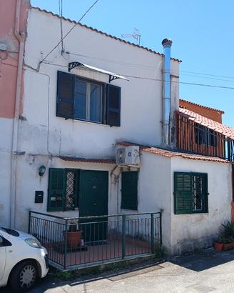 Agnano Grazioso bilocale con terrazzino 