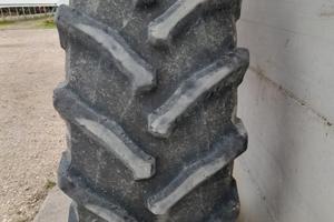 Gomma Trattore 580/70 R42