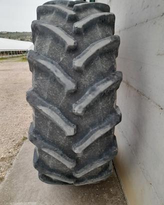Gomma Trattore 580/70 R42