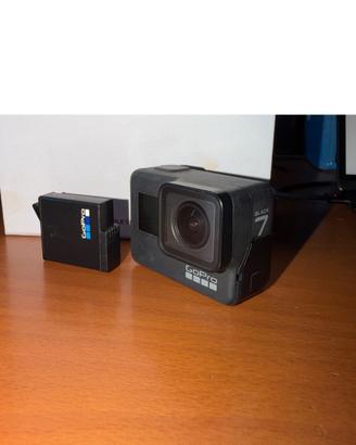 GoPro HERO7 Black + kit accessori completo