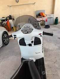 Vespa 125
