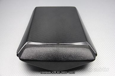 Cover sella passeggero monoposto Puig per Yamaha R1 20-25 colore nero opaco