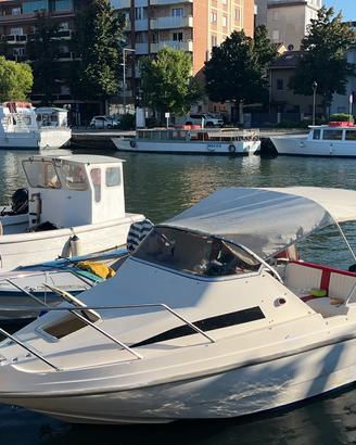 Semicabinato bellingardo natante