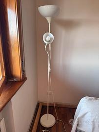 Lampada doppia a stelo
