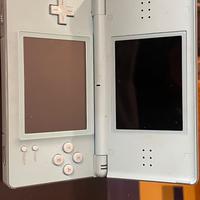 Nintendo DS Lite blu ghiaccio con caricatore