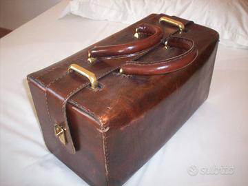 beauty case n cuoio