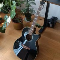 chitarra elettro acustica Ibanez