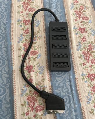 Presa scart multipla per tv