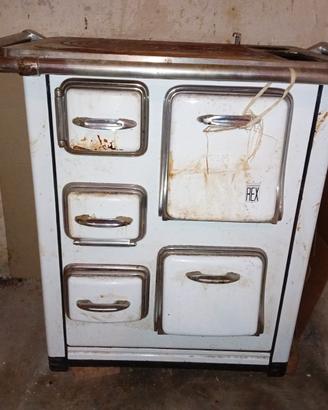 CUCINA A LEGNA