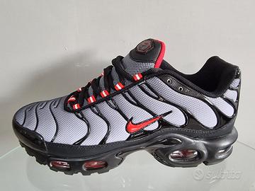 scarpe nike air max plus TN Grey Red Abbigliamento e Accessori In vendita a Napoli