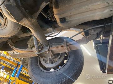 BALESTRE POSTERIORI L200 K64T 2.5 TD ANNO 2001