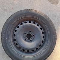 Gomme invernali 205/55/r16 con cerchio 