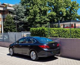 OPEL Astra 4ª serie SEDAN full optional - 2013
