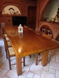 Tavolo massiccio in rovere 3x1m con 8 sedie