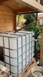 CISTERNA  LT 1000 CON GABBIA METALLICA