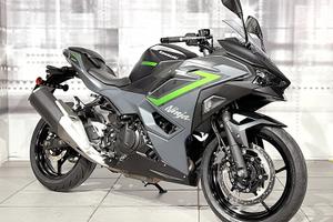 Kawasaki Ninja 500 SE