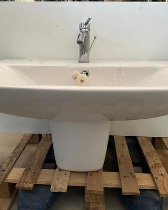 Lavandino ceramica bianco