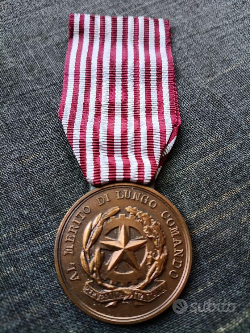 Médaille Italienne D'honneur "Al Merito Di Lungo Comando" – Ancienne Décoration