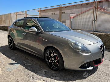 Alfa Romeo Giulietta (Exclusive)