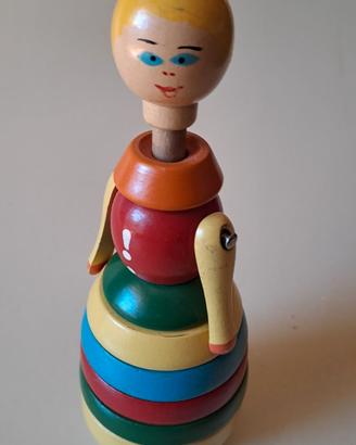 Giocattolo in legno vintage
