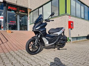 Aprilia SR GT 125 - 2024