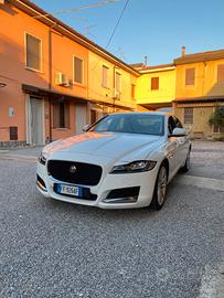 Jaguar xf 180cv