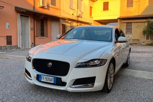 Jaguar xf 180cv