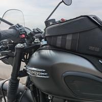 Triumph Bonneville T120 Black Stealth Edition