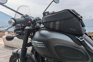 Triumph Bonneville T120 Black Stealth Edition