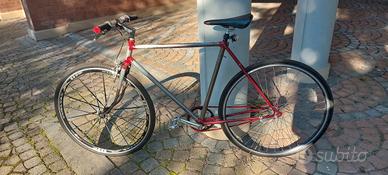 Bici da città con contropedale