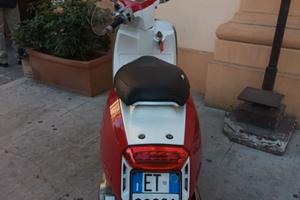motoscooter lambretta V125 anno 2020