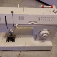 Macchina da cucire SINGER