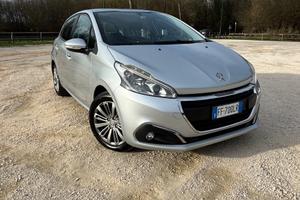 Peugeot 208 1.2 PureTech 82 CV 2016