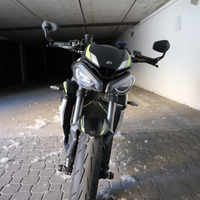 Triumph Street Triple 765 RS