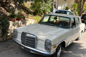 Mercedes 220