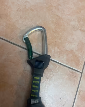 Rinvio da arrampicata