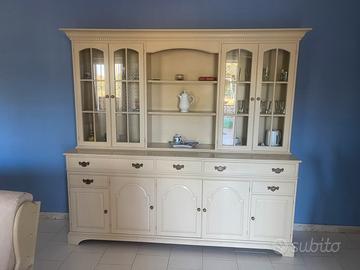 Salone antico completo