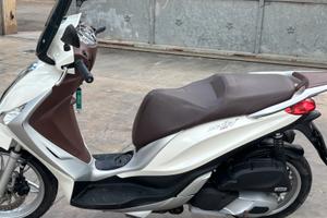 Piaggio Medley 125