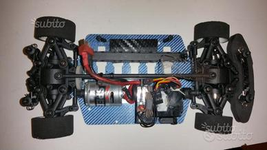 Xray M18 scala 1/18, telaio in Carbonio